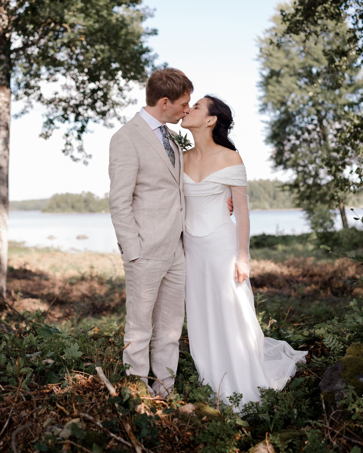 Wedding couple at Möckelsnäs Herrgård